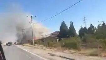Bursa'da Fabrika Yangını: Olay Yeri Korku Dolu Anlarla Dolu!