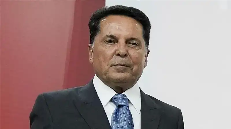 Ahmet Özer'e Verilen Hapis Cezası: Nedenleri ve Gelecek Süreç