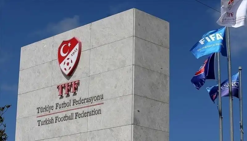 Türkiye Futbol Federasyonu'ndan Şok Açıklama: Profesyonel Liglerde Takım Sayısı Azalıyor!