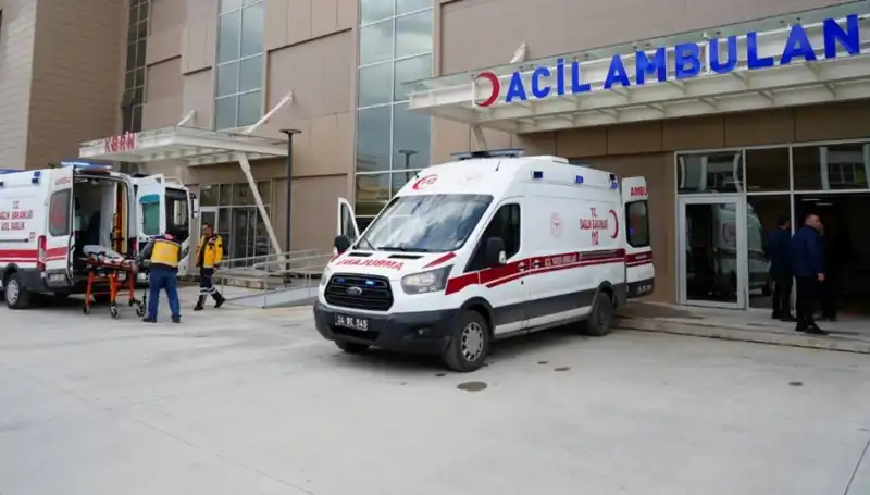 Erzincan’da Feci Kaza: Can Pazarında Bir Hayat Kaybı, Üç Yaralı