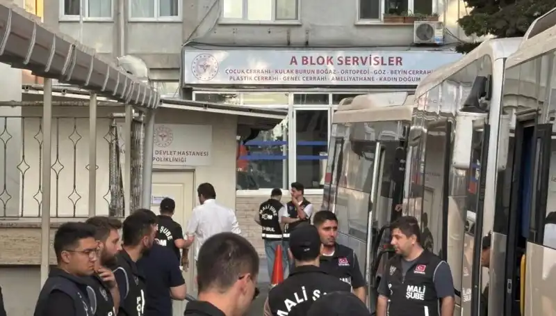İstanbul'da İETT Genel Müdürü ve 25 Şüpheli Adliye Sürecinde