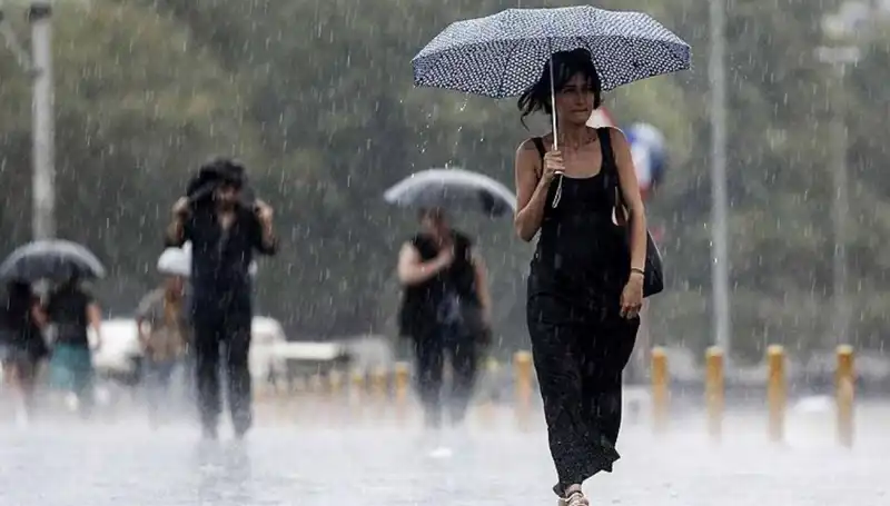 İstanbul ve Ankara İçin Sağanak Yağış Uyarısı: 25 İlde Hava Durumu Değişiyor