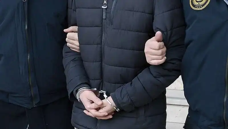 Samsun’da Aranan Firari Hükümlü Yakalandı: Hırsızlık ve Silahlı Tehdit Suçları