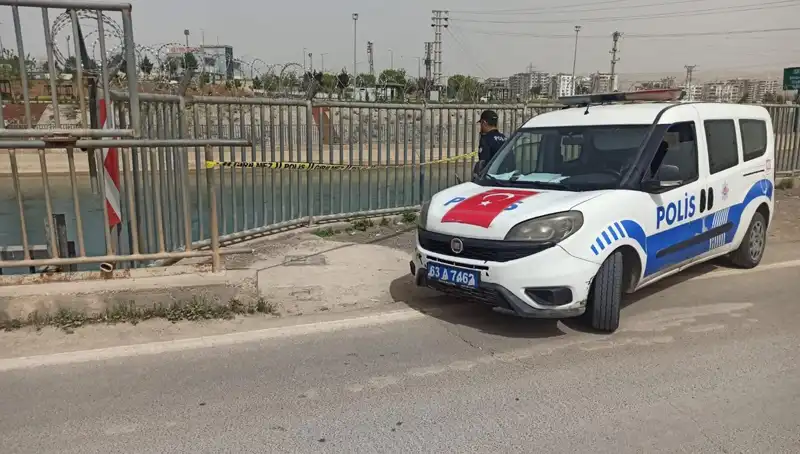 Sulama Kanalında Bulunan Gizemli Ceset, Suç Soruşturmasını Hızlandırdı