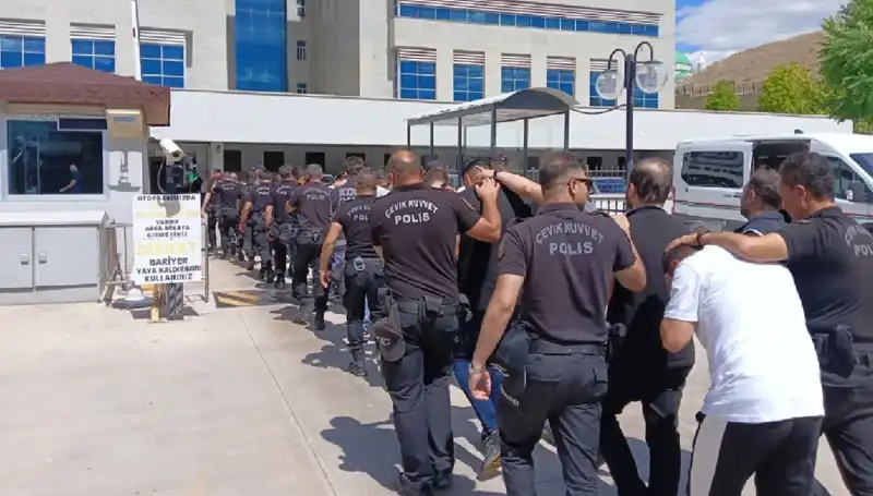 Ankara'da Avukatların Da Yer Aldığı Tehditkar Haraç Çetesi Çökertildi
