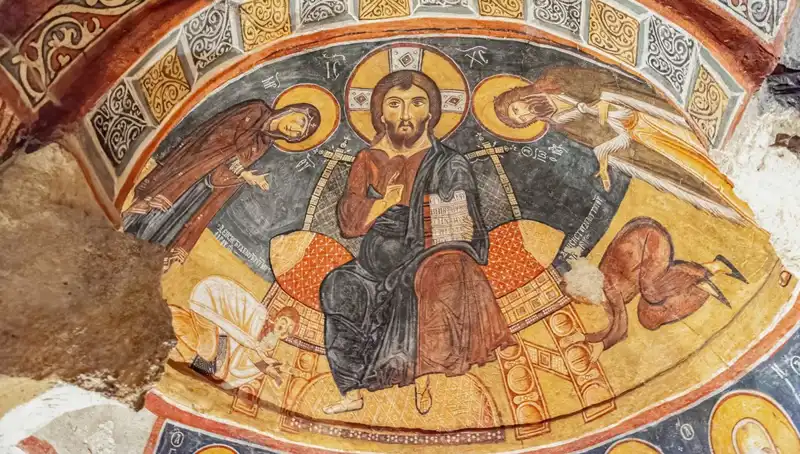 Roma'nın Tarih Kokan Sokaklarında Unutulmuş Freskler Keşfedildi!