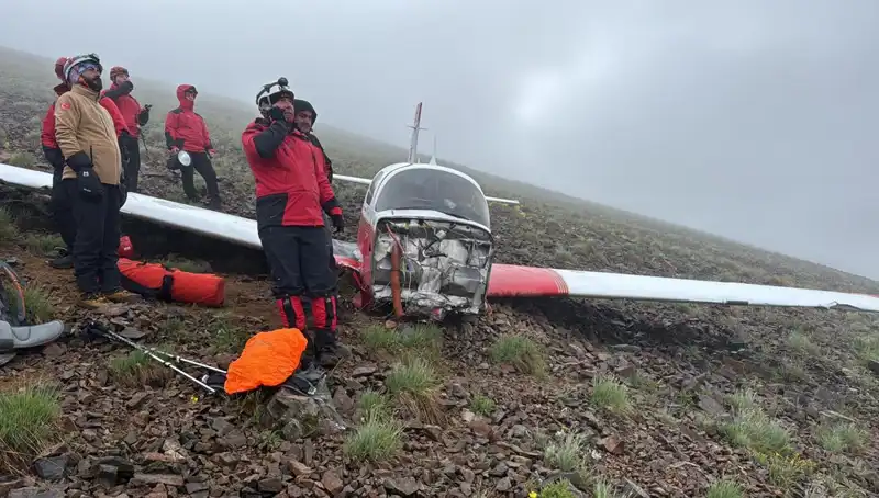 Türk Pilotun Kullandığı Uçak Düştü: Kazada Talihsiz Son ve Hayatta Kalma Öyküsü