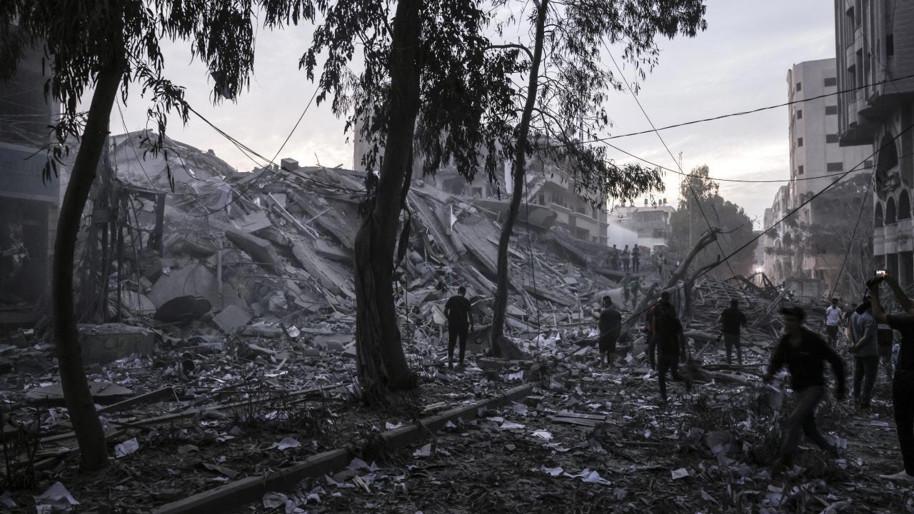 Katil İsrail'in Gazze saldırıları devam ediyor