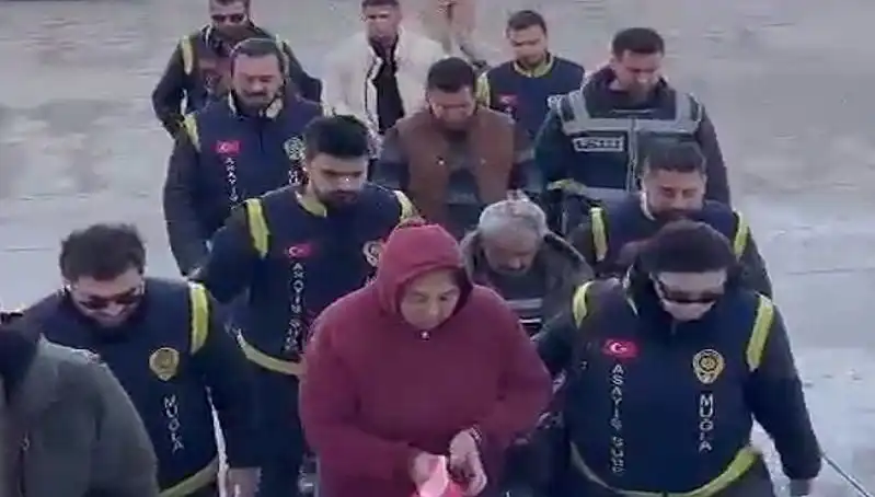7 Yıl Sonra Ortaya Çıkan Korkunç Gerçek: Bebek ve Çikolata Poşeti Olayı