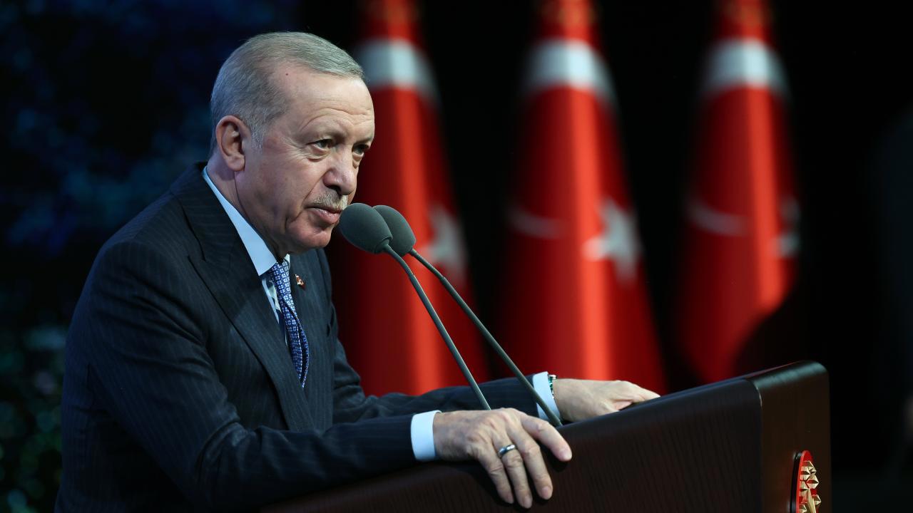 Erdoğan'dan İsrail'e sert tepki: Suriye'nin toprak bütünlüğünü hiçe sayıyor!