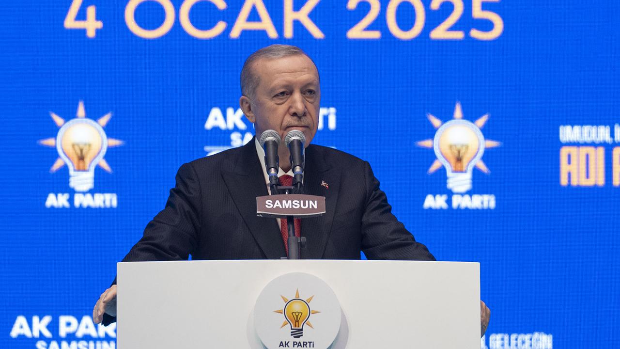 Erdoğan: Teröristlere çağrı: Ya silah bırakın ya gömülmeyi kabul edin