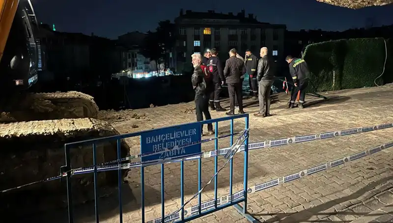 İstanbul'da İnşaat Çalışması Sırasında Yol Çöktü: Neler Oluyor?
