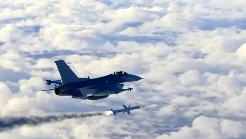 F-16 EDPOD’un Başarıyla Geçtiği Tüm Testler Stratejik Bir Dönüm Noktası
