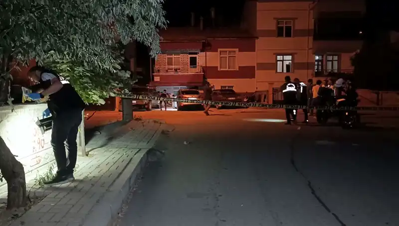 Karaman’da Korkunç Gece: Genç Adam Kız Arkadaşına Saldırdı!