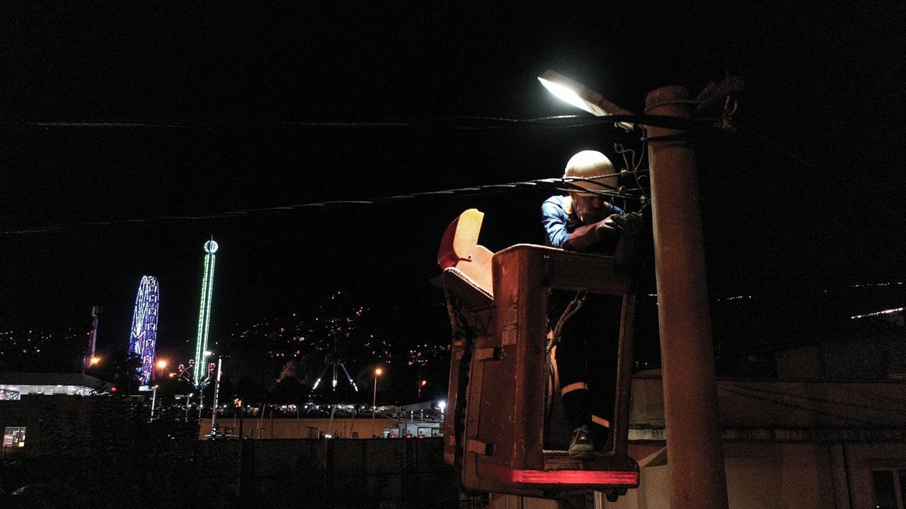 Enerji için Yılbaşında Gece Gündüz Çalışanlar