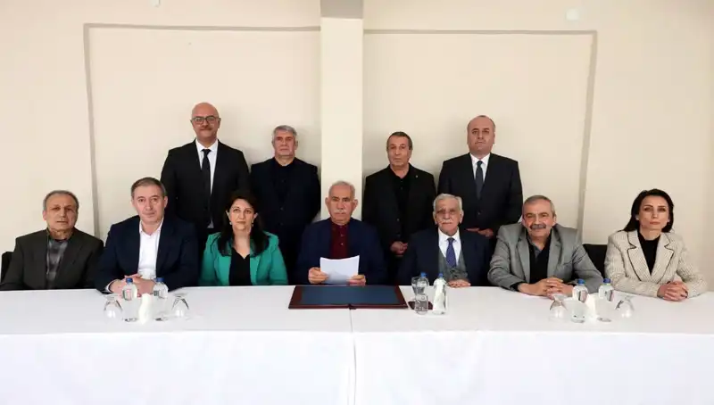 PKK'nın Fesih İlanı Sonrası Türkiye'de Terörsüz Eğilimler ve Beklentiler