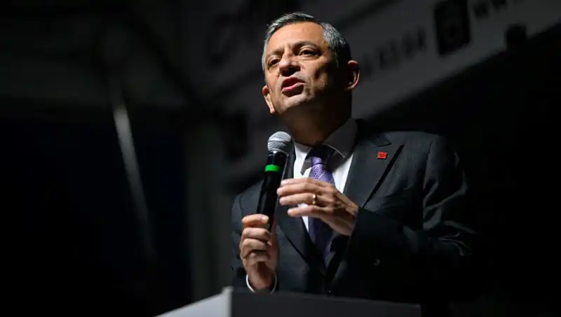 Özgür Özel'den Emekli İkramiyesi Üzerine Çarpıcı Açıklamalar