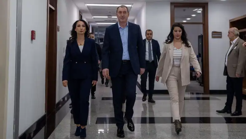 DEM Parti Heyetinin Siyasi Parti Turu: İki Kritik Görüşme Bugün Gerçekleşecek