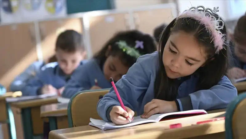 Okullar Ara Tatil Sonrası Ne Zaman Açılacak? 2024-2025 Eğitim Takvimi