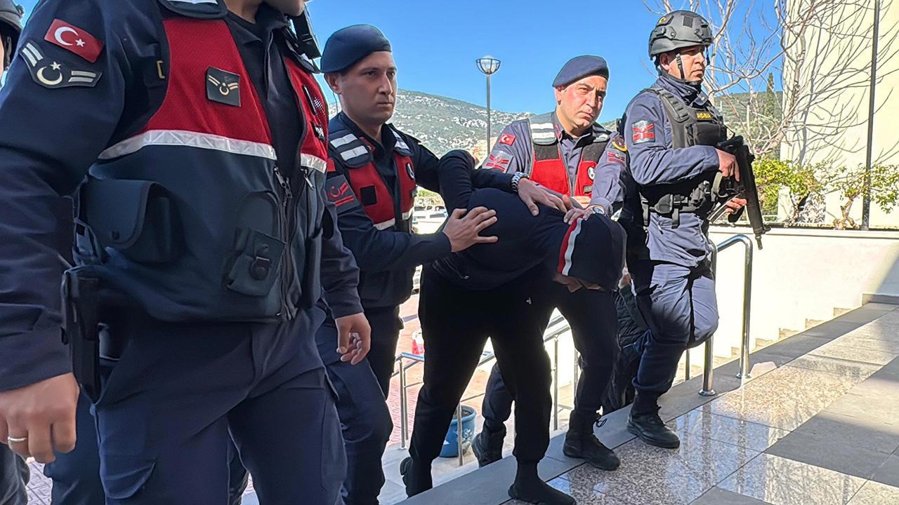 Interpol'un aradığı şahıs Bodrum'da yakalandı