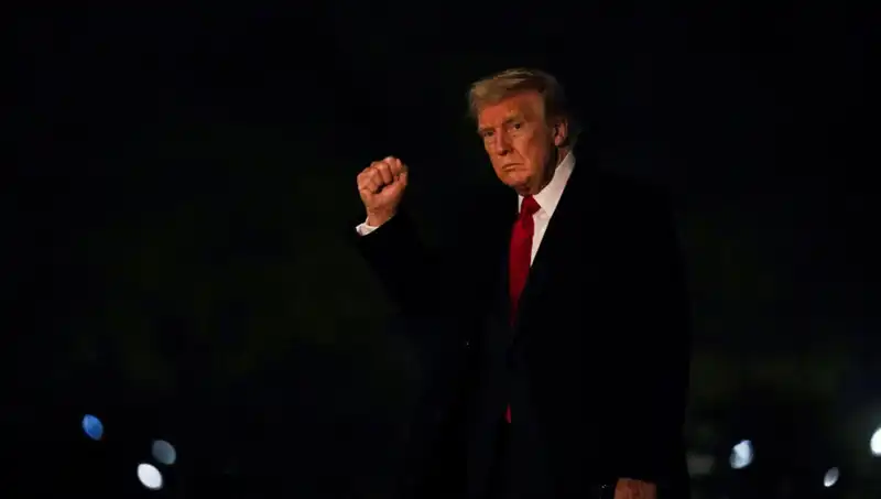 Ticaret Savaşları Geri Tepiyor: ABD’li Seçmenlerden Trump’a Düşen Destek