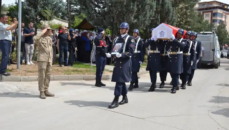 Şehit Gözyaşlarıyla Uğurlandı: Kahramanımıza Son Veda