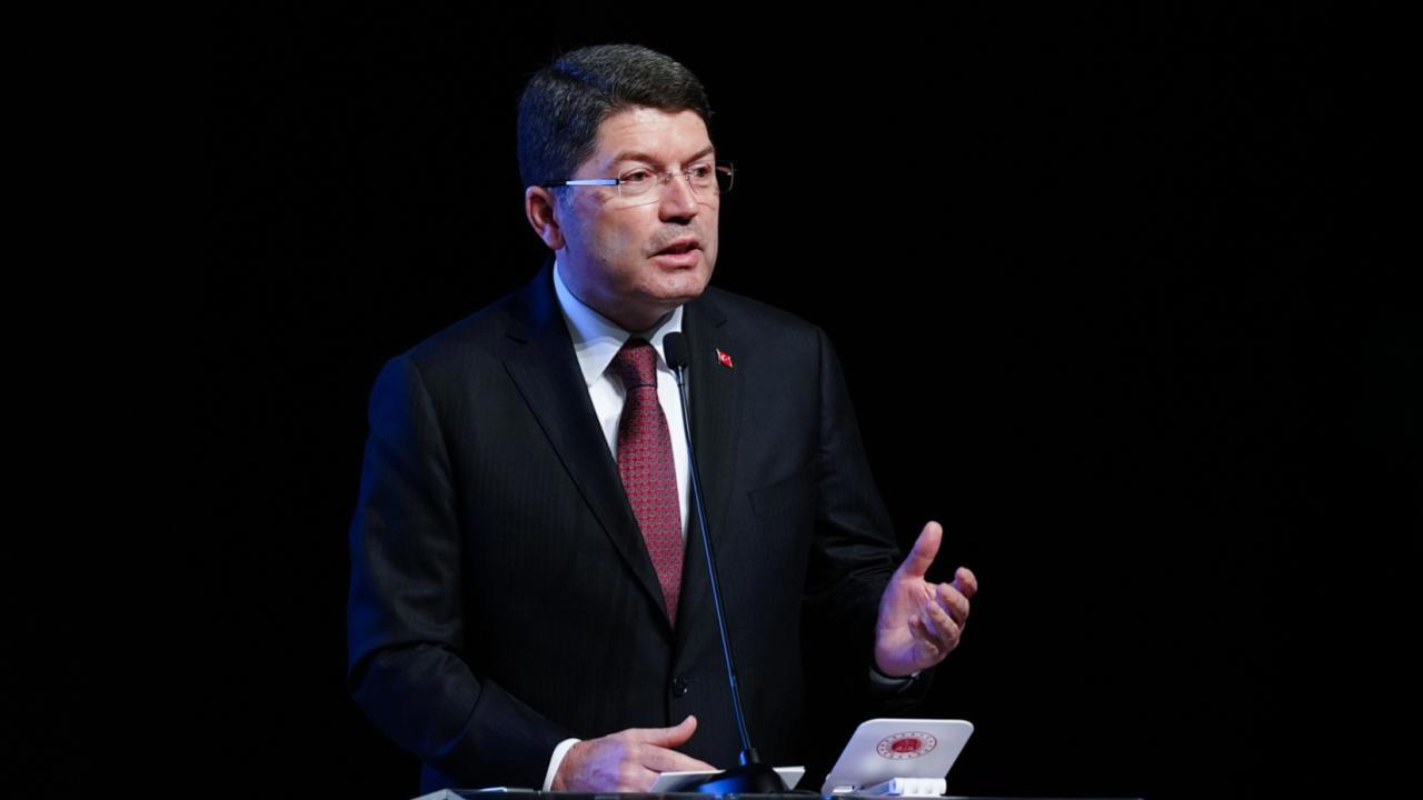 Tunç: Yangınla İlgili Adli Soruşturma Başlatıldı
