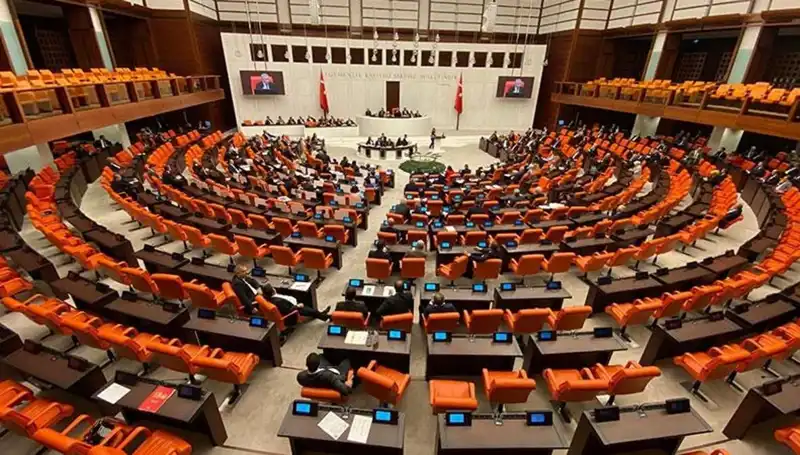 Yeni Dokunulmazlık Dosyaları Meclis’te: Siyasi Akış Nasıl Etkilenecek?