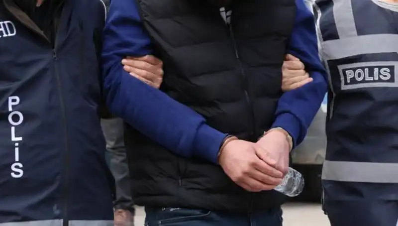 DAEŞ'e Yönelik 4 İl'de Büyük Operasyon: 4 Kişi Gözaltına Alındı