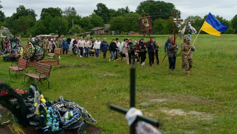 İngiliz Askerin Ukrayna'daki Savaşında Yaşamını Yitirmesi Tüm Dünyayı Sarstı