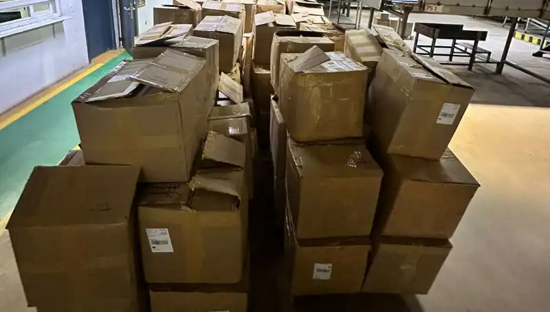 Kargo Şirketine Baskın: Depoda Ele Geçirilen Kaçak Tütün Şok Etti!