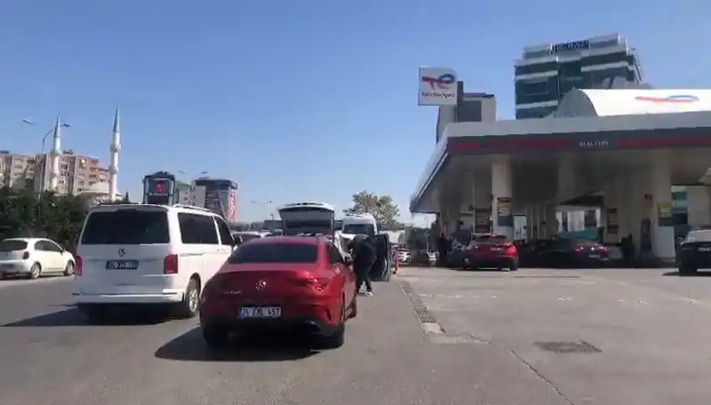 Deprem Sonrası Akaryakıt İstasyonlarında Kuyruklar Neden Oluştu?