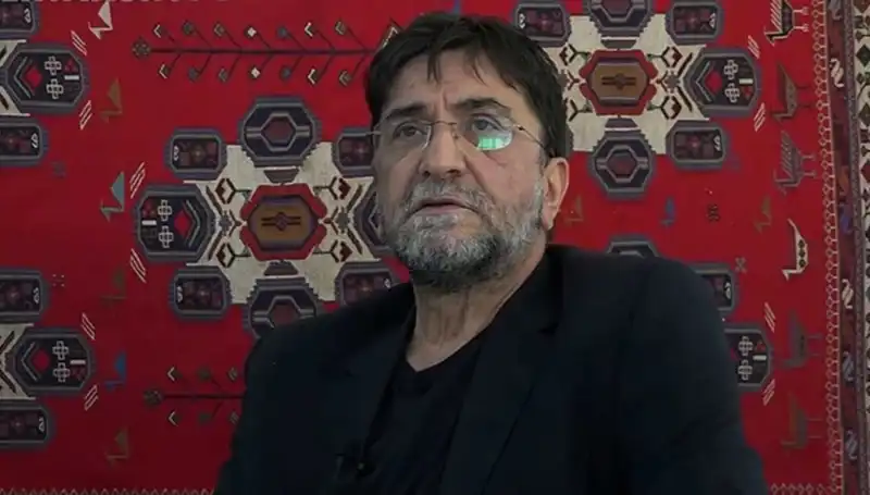 Ünlü Gazeteci Nihat Genç, Hayatını Kaybetti: Medya Dünyasında Büyük Bir Kayıp